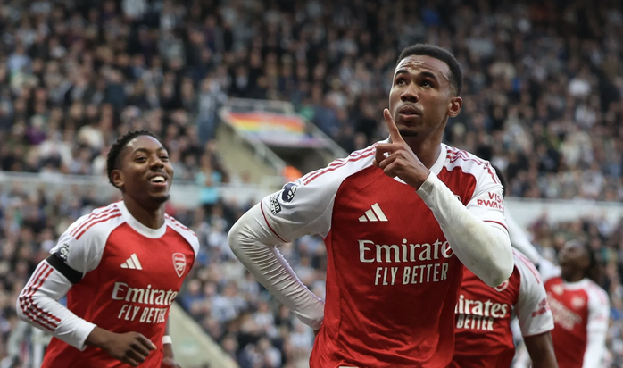 Arsenal ngược dòng hạ chủ nhà Newcastle, trọng tài gây phẫn nộ- Ảnh 7.