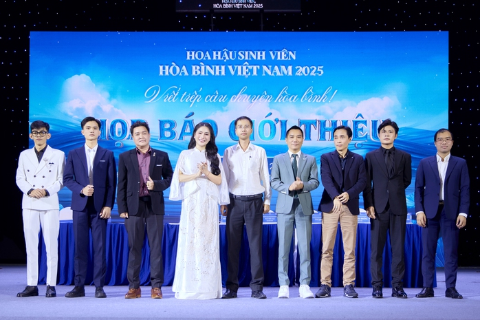 Nhạc sĩ Nguyễn Văn Chung đi tìm hoa hậu sinh viên- Ảnh 3.