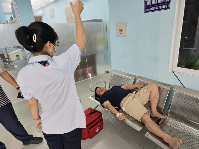 Phóng viên VOV bị còng tay khi tác nghiệp, chủ tịch phường An Phú Đông nói gì? - Ảnh 5.
