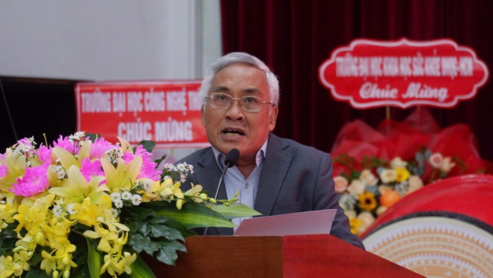 Hai tác giả đoạt Giải thưởng Trần Văn Giàu năm 2025 tại Trường ĐH An Giang - Ảnh 3.