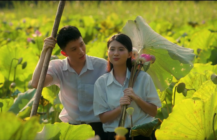 "Cách em một milimet" hoài niệm những ký ức tuổi thơ - Ảnh 2.