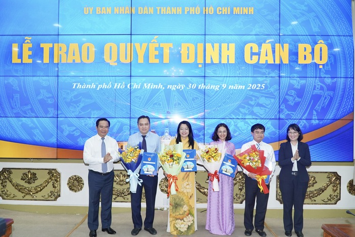 Chủ tịch UBND TP HCM Nguyễn Văn Được đề nghị cán bộ gạt bỏ tư duy cát cứ trong lĩnh vực, địa phương - Ảnh 6.