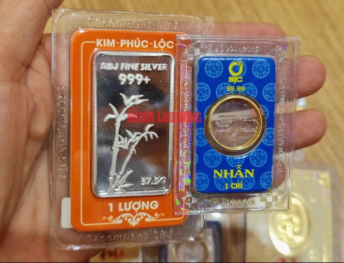 Giá bạc hôm nay, 30-9: Bạc Phú Quý vượt 1,8 triệu đồng/lượng- Ảnh 1.