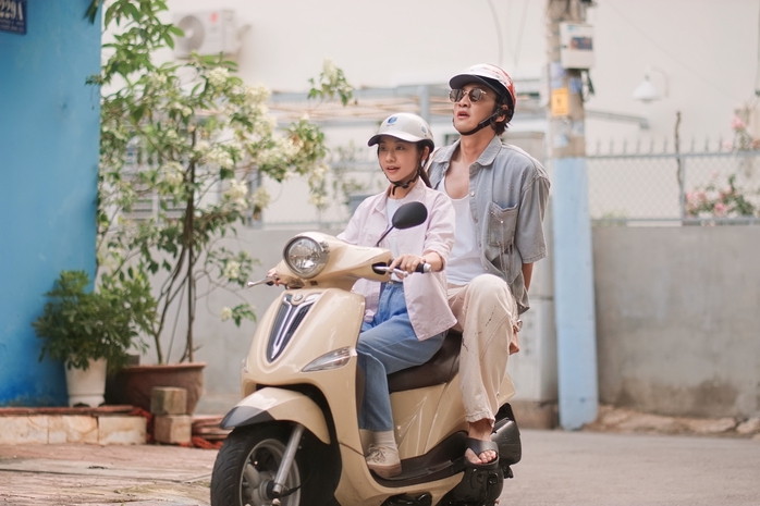 "Hoàng tử châu Á" Lee Kwang-soo "xịt keo" với Duy Khánh, Cù Thị Trà- Ảnh 2.