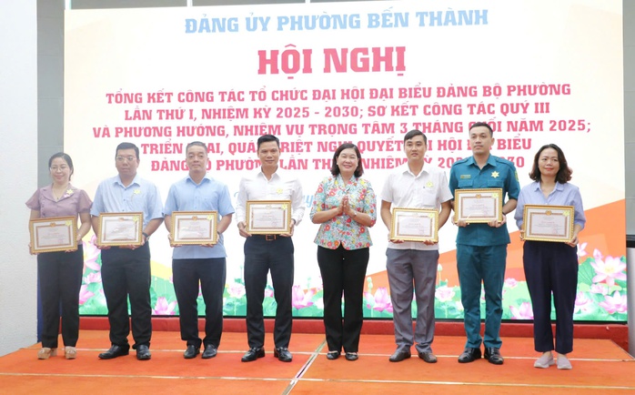 TP HCM: Phường Bến Thành giữ vững an ninh trật tự, chuyển biến tích cực tại phố Bùi Viện - Ảnh 1.