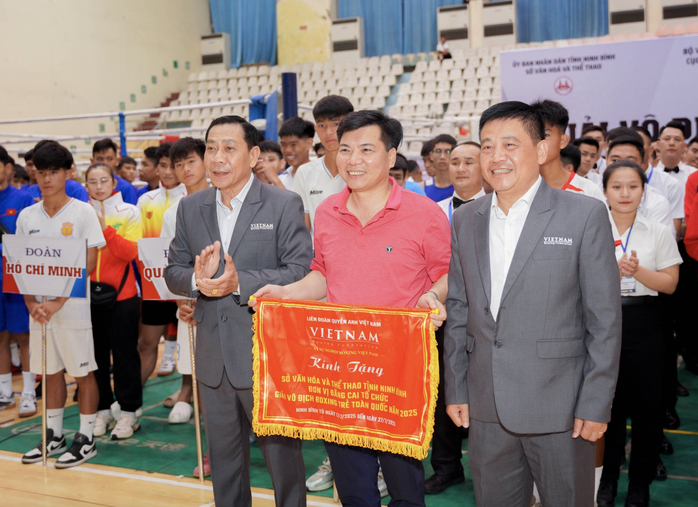 Thực hư việc Chủ tịch Liên đoàn Quyền Anh Việt Nam gặp rắc rối tư pháp tại Mỹ- Ảnh 4. Thực hư việc Chủ tịch Liên đoàn Quyền Anh Việt Nam gặp rắc rối tư pháp tại Mỹ- Ảnh 4.