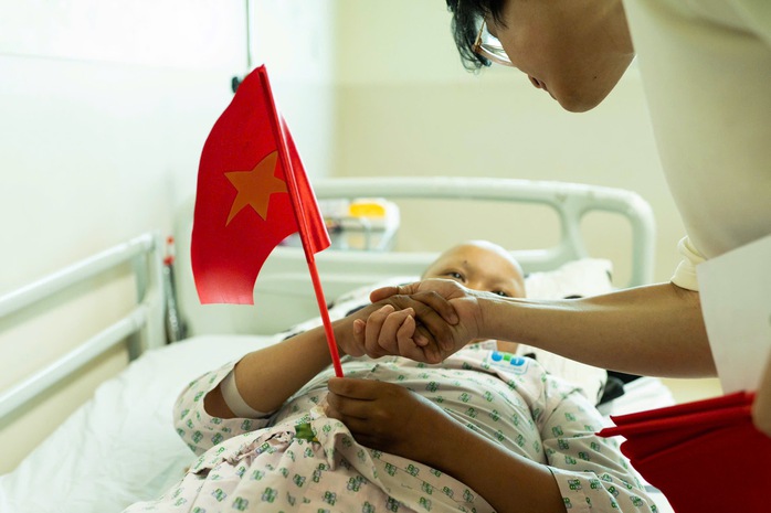 Động thái của Hà Anh Tuấn gây bão - Ảnh 1.