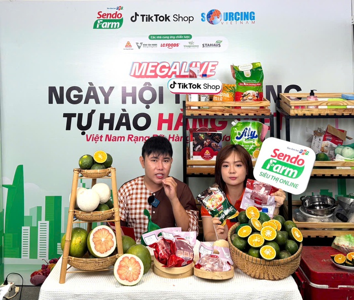 VISSAN cùng SendoFarm và Tiktok Shop livestream bán thịt heo tươi sống- Ảnh 2. VISSAN cùng SendoFarm và Tiktok Shop livestream bán thịt heo tươi sống- Ảnh 2.