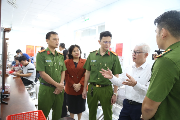 Phường Lái Thiêu, TP HCM kiến nghị bổ sung thêm 1 phó chủ tịch- Ảnh 1. Phường Lái Thiêu, TP HCM kiến nghị bổ sung thêm 1 phó chủ tịch- Ảnh 1.