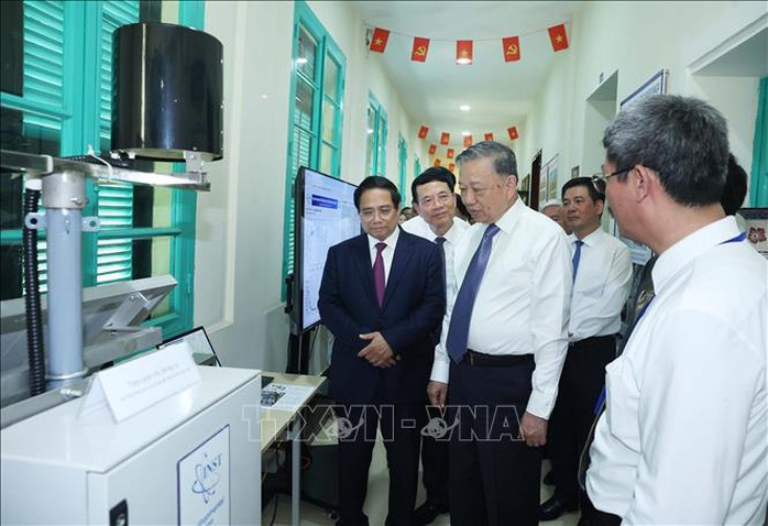 Tổng Bí thư Tô Lâm nhấn mạnh phát triển năng lượng nguyên tử an toàn cho con người - Ảnh 2. Tổng Bí thư Tô Lâm nhấn mạnh phát triển năng lượng nguyên tử an toàn cho con người - Ảnh 2.