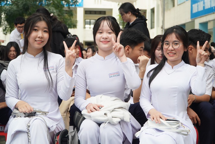 Tưng bừng khai giảng năm học mới đặc biệt chưa từng có - Ảnh 12.