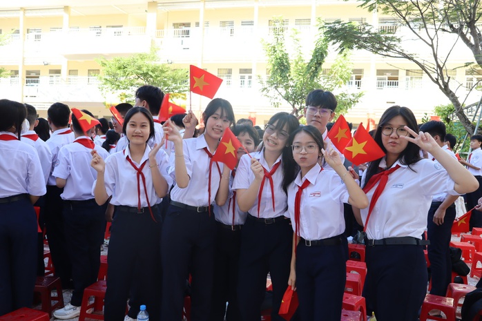 Tưng bừng khai giảng năm học mới đặc biệt chưa từng có - Ảnh 25.