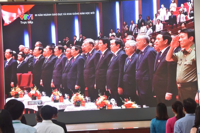 Tưng bừng khai giảng năm học mới đặc biệt chưa từng có - Ảnh 40.