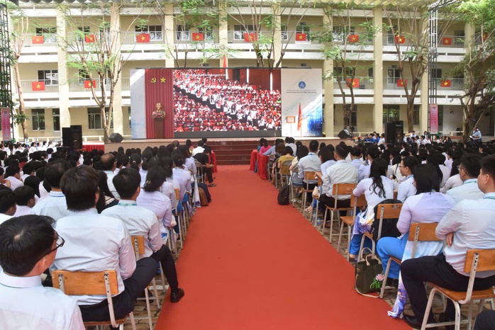 Tưng bừng khai giảng năm học mới đặc biệt chưa từng có - Ảnh 42.