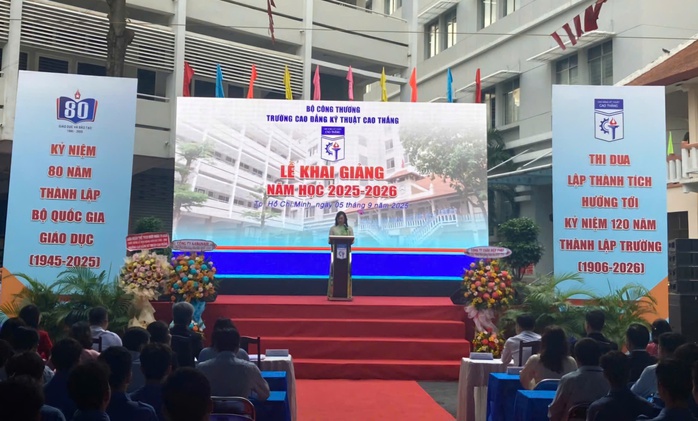 Tưng bừng khai giảng năm học mới đặc biệt chưa từng có - Ảnh 24.