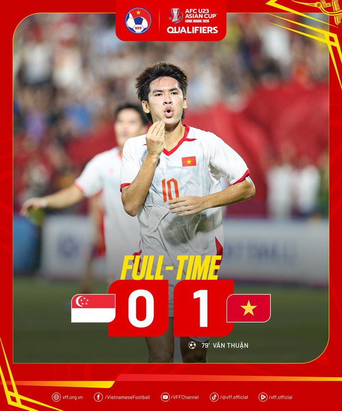 Thắng nhọc Singapore, U23 Việt Nam vững ngôi đầu bảng - Ảnh 1.