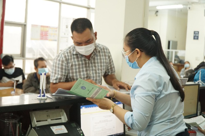 Quy định mới về trợ cấp ốm đau cho người lao động- Ảnh 1.