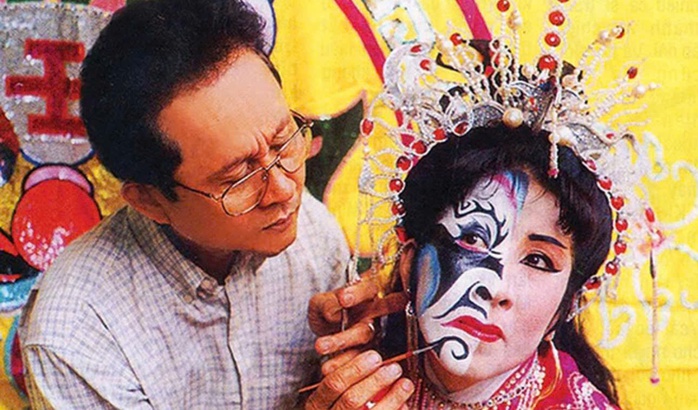 Vĩnh biệt NSƯT Trịnh Xuân Chính - “phù thủy” của nghệ thuật hóa trang - Ảnh 5. Vĩnh biệt NSƯT Trịnh Xuân Chính - “phù thủy” của nghệ thuật hóa trang - Ảnh 5.
