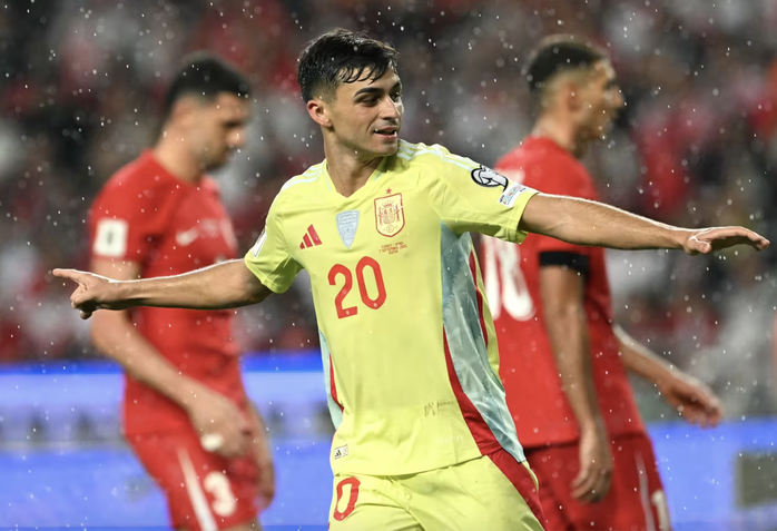 Merino lập hat-trick, Tây Ban Nha thắng nghiền ép Thổ Nhĩ Kỳ 6-0- Ảnh 1. Merino lập hat-trick, Tây Ban Nha thắng nghiền ép Thổ Nhĩ Kỳ 6-0- Ảnh 1.
