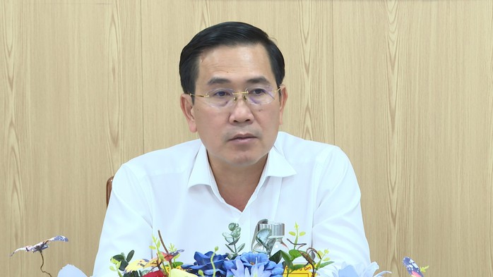 Chủ tịch UBND tỉnh và Chủ tịch UBMTTQ Việt Nam tỉnh Khánh Hòa xin nghỉ công tác- Ảnh 2. Chủ tịch UBND tỉnh và Chủ tịch UBMTTQ Việt Nam tỉnh Khánh Hòa xin nghỉ công tác- Ảnh 2.