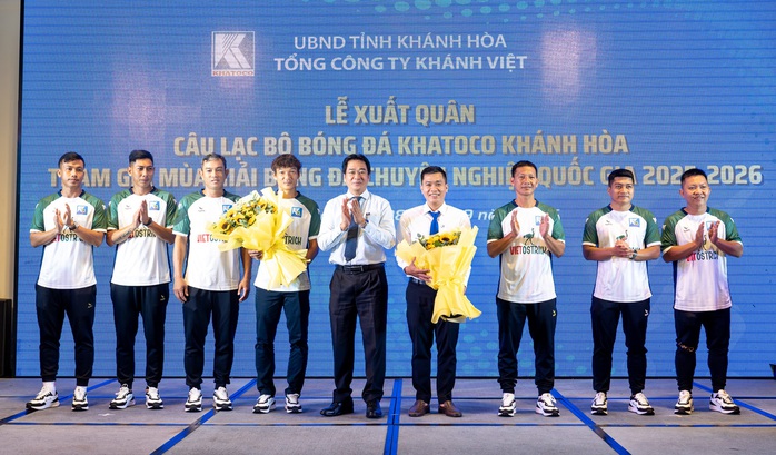 Câu lạc bộ bóng đá Khatoco khánh hòa xuất quân giải hạng nhất 2025 - 2026 - Ảnh 6. Câu lạc bộ bóng đá Khatoco khánh hòa xuất quân giải hạng nhất 2025 - 2026 - Ảnh 6.