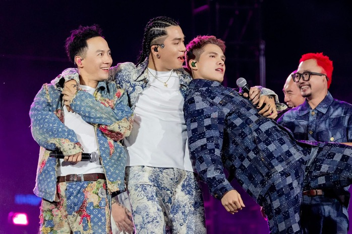 Khép lại hành trình rực rỡ của chuỗi concert "Anh trai vượt ngàn chông gai"- Ảnh 2. Khép lại hành trình rực rỡ của chuỗi concert "Anh trai vượt ngàn chông gai"- Ảnh 2.