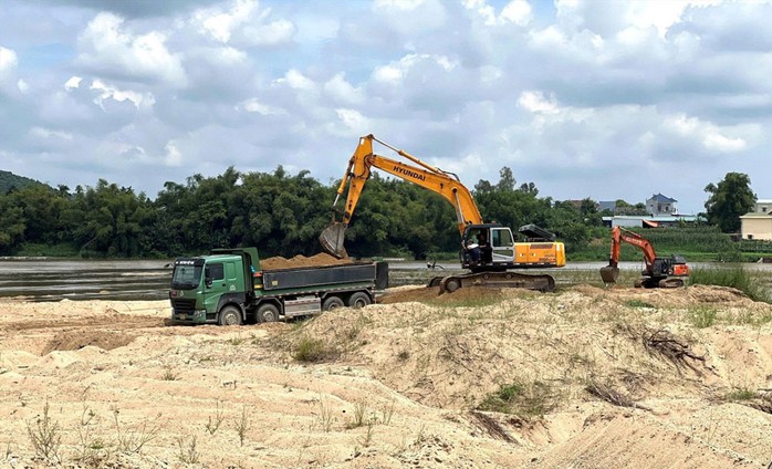 Ngăn bán cát ra ngoài tỉnh thế nào khi chênh lệch giá?- Ảnh 1. Ngăn bán cát ra ngoài tỉnh thế nào khi chênh lệch giá?- Ảnh 1.