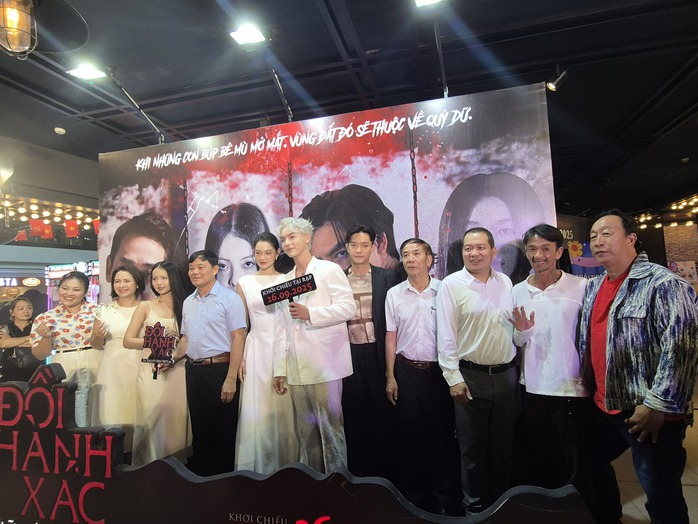 "Ma nữ" Yu Dương tiết lộ những lần đầu tiên - Ảnh 1.