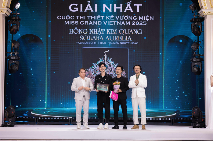 Nhà thiết kế Bùi Thế Bảo và vương miện Miss Grand Vietnam 2025 - Ảnh 1. Nhà thiết kế Bùi Thế Bảo và vương miện Miss Grand Vietnam 2025 - Ảnh 1.
