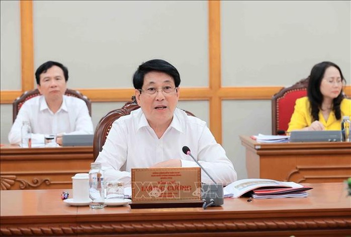 Bộ Chính trị cho ý kiến về chuẩn bị Đại hội Đảng bộ tỉnh Cà Mau và Hưng Yên- Ảnh 1. Bộ Chính trị cho ý kiến về chuẩn bị Đại hội Đảng bộ tỉnh Cà Mau và Hưng Yên- Ảnh 1.