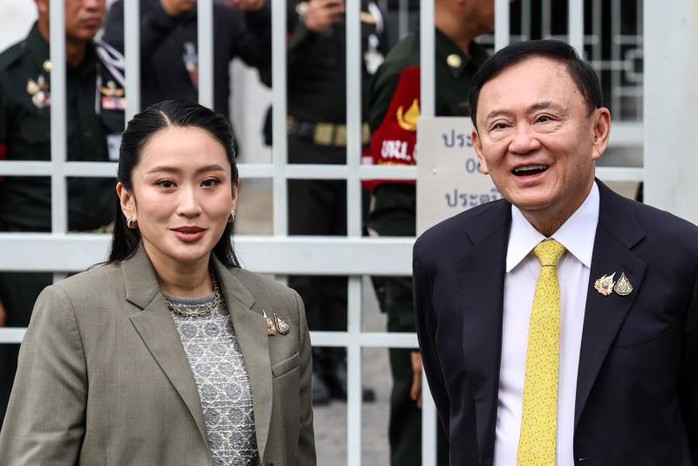 Ông Thaksin bị phán quyết thi hành lại án tù - Ảnh 2. Ông Thaksin bị phán quyết thi hành lại án tù - Ảnh 2.