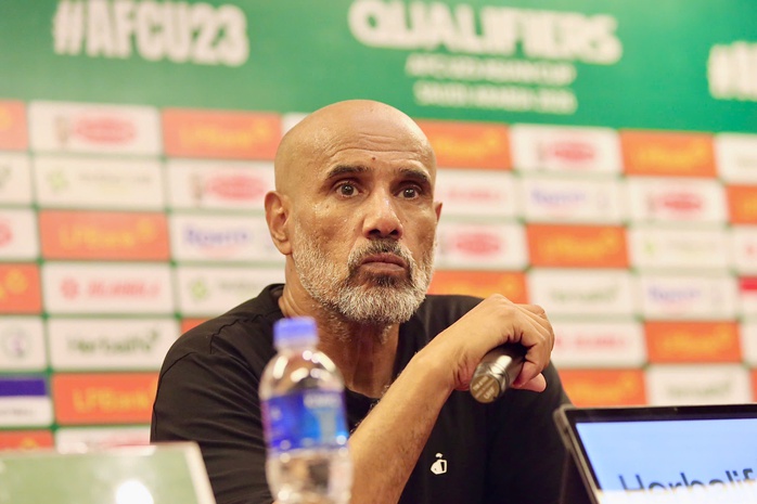 HLV U23 Yemen: "Hài lòng với các cầu thủ khi thất bại trước đội bóng hàng đầu châu Á"- Ảnh 1. HLV U23 Yemen: "Hài lòng với các cầu thủ khi thất bại trước đội bóng hàng đầu châu Á"- Ảnh 1.
