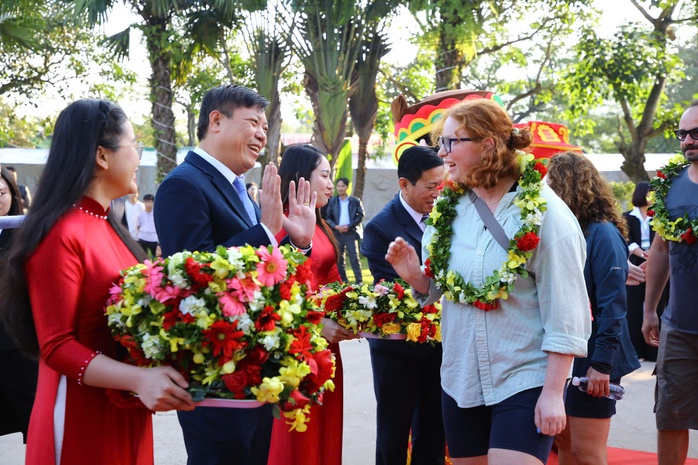 Dịp đ&oacute;n kh&aacute;ch đầu năm mới ấn tượng ở Phong Nha - Kẻ B&agrave;ng  - Ảnh 4.