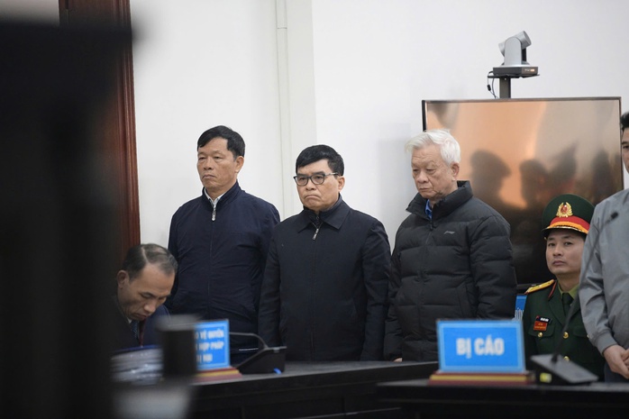 2 Cựu thiếu tướng bị tuy&ecirc;n &aacute;n t&ugrave; v&igrave; vi phạm quản l&yacute; đất đai quốc ph&ograve;ng - Ảnh 1.