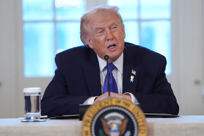 Tổng thống Donald Trump: CEO dầu mỏ đầu tư v&agrave;o Venezuela sẽ "giao dịch trực tiếp với ch&uacute;ng t&ocirc;i" - Ảnh 1.