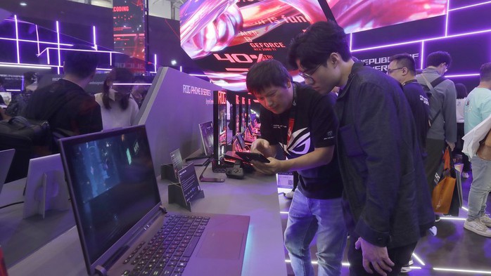 Khan hiếm RAM to&agrave;n cầu, thiết bị điện tử "tr&uacute;ng đ&ograve;n" - Ảnh 1.