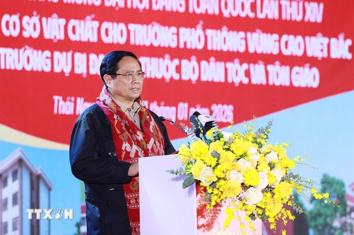 Thủ tướng mong muốn học sinh d&acirc;n tộc thiểu số ấp ủ ước mơ, ho&agrave;i b&atilde;o v&agrave; kh&aacute;t vọng vươn l&ecirc;n - Ảnh 3.