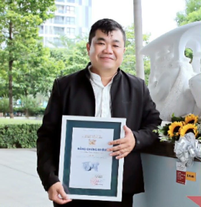 Nhà điêu khắc Châu Trâm Anh qua đời ở tuổi 40 do ung thư vòm họng - Ảnh 1.