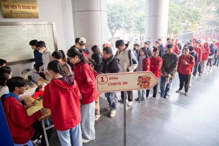 Điều đặc biệt trong Chủ nhật Đỏ tại Đại học B&aacute;ch khoa H&agrave; Nội - Ảnh 11.