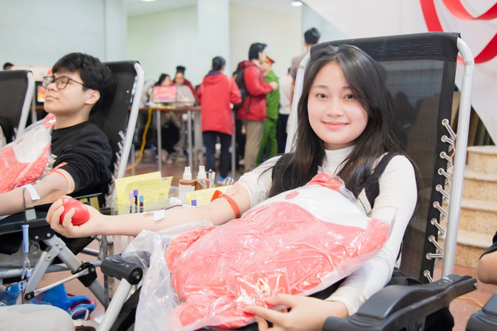 Điều đặc biệt trong Chủ nhật Đỏ tại Đại học B&aacute;ch khoa H&agrave; Nội - Ảnh 18.