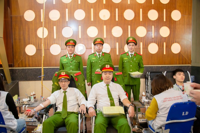 Điều đặc biệt trong Chủ nhật Đỏ tại Đại học B&aacute;ch khoa H&agrave; Nội - Ảnh 20.