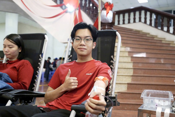 Điều đặc biệt trong Chủ nhật Đỏ tại Đại học B&aacute;ch khoa H&agrave; Nội - Ảnh 16.