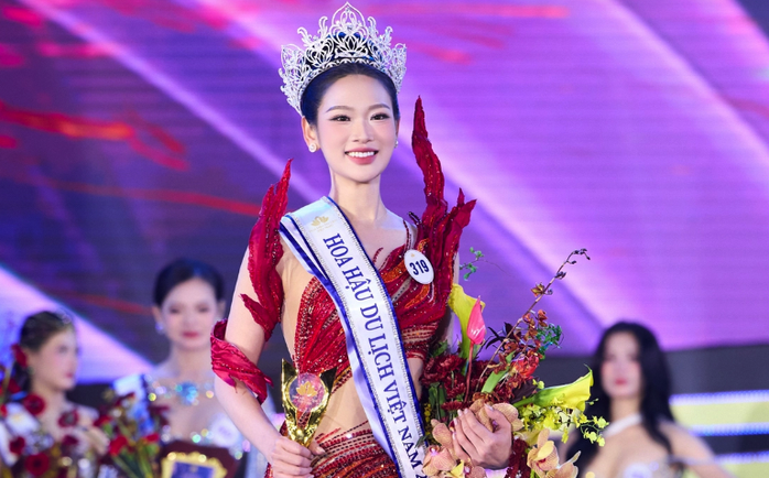 Nhan sắc thiếu nữ H&agrave; Nội đăng quang Hoa hậu Du lịch Việt Nam 2026 - Ảnh 1.