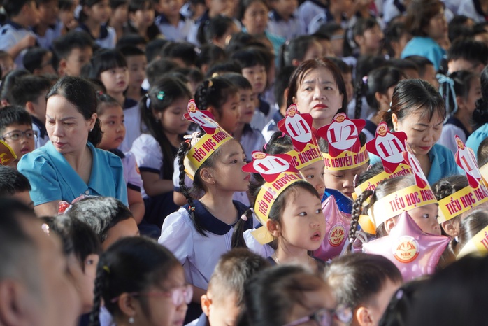 TPHCM ra hướng dẫn chi tiết quy trình, thời gian đăng ký tuyển sinh đầu cấp ở cả 3 khu vực - Ảnh 1.