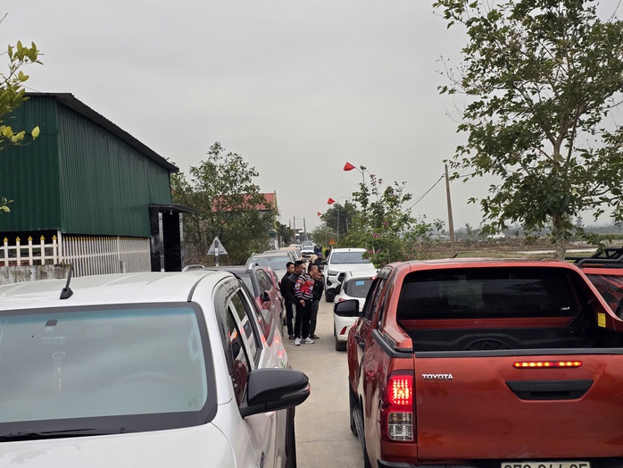 &Ocirc; t&ocirc; đậu k&iacute;n đường l&agrave;ng sau th&ocirc;ng tin quy hoạch khu c&ocirc;ng nghiệp VSIP 4 - Ảnh 3.