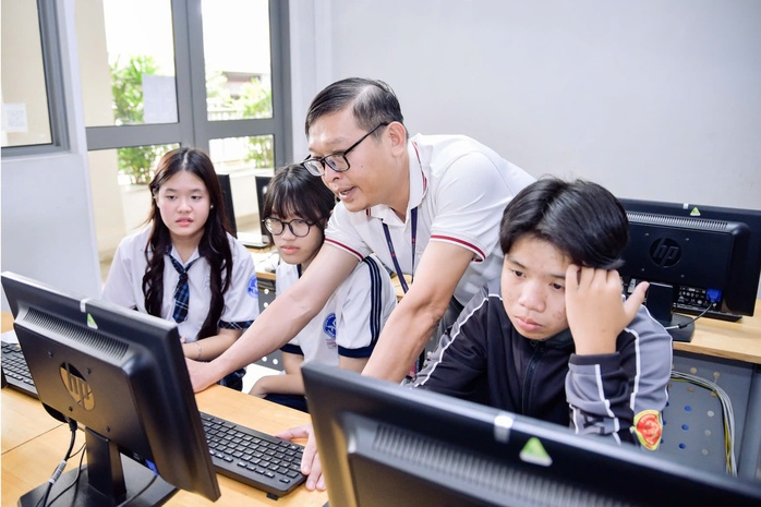 C&uacute; h&iacute;ch mới từ Luật Vi&ecirc;n chức - Ảnh 1.