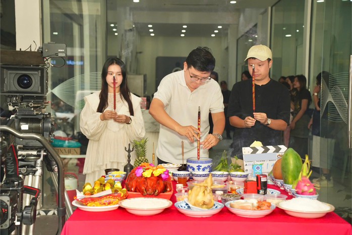 Phim "&Aacute;n mạng n&uacute;i cấm" đ&iacute;nh ch&iacute;nh t&ecirc;n kh&ocirc;ng li&ecirc;n quan n&uacute;i Cấm của An Giang - Ảnh 5.