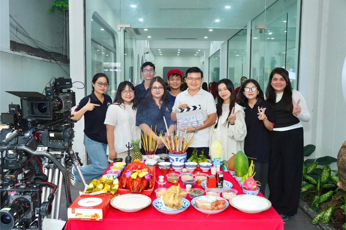 Phim "&Aacute;n mạng n&uacute;i cấm" đ&iacute;nh ch&iacute;nh t&ecirc;n kh&ocirc;ng li&ecirc;n quan n&uacute;i Cấm của An Giang - Ảnh 4.