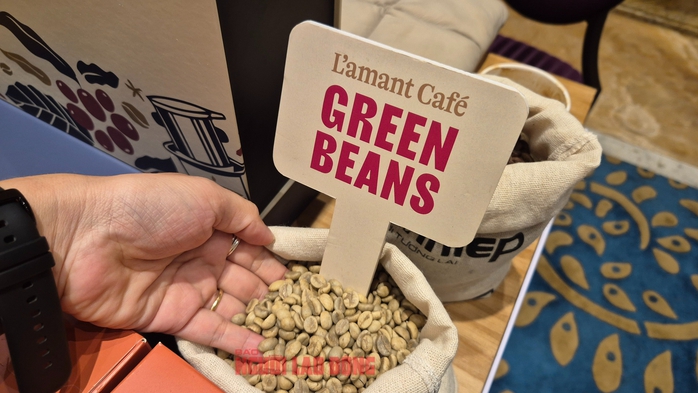 Gi&aacute; c&agrave; ph&ecirc; h&ocirc;m nay 12-1: Điểm danh những "&ocirc;ng lớn" xuất khẩu - Ảnh 1.