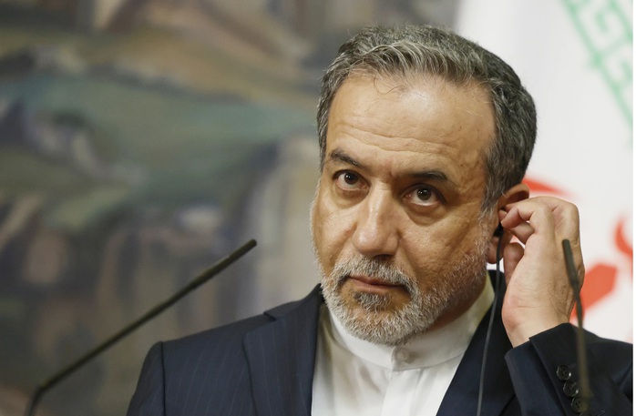 Bộ trưởng Bộ Ngoại giao l&ecirc;n tiến về t&igrave;nh h&igrave;nh Iran - Ảnh 1.